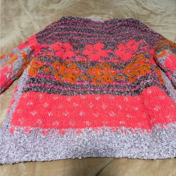 Free People gather me close cardigan.  Size XS/S - Picture 9 of 9